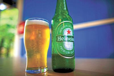 Heineken reduce uso de agua en cervezas