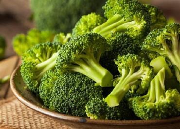 Compuestos del brócoli podrían detener desarrollo de tumores