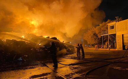 Evacuan a más de 60 trabajadores por incendio en Guadalupe, Nuevo León