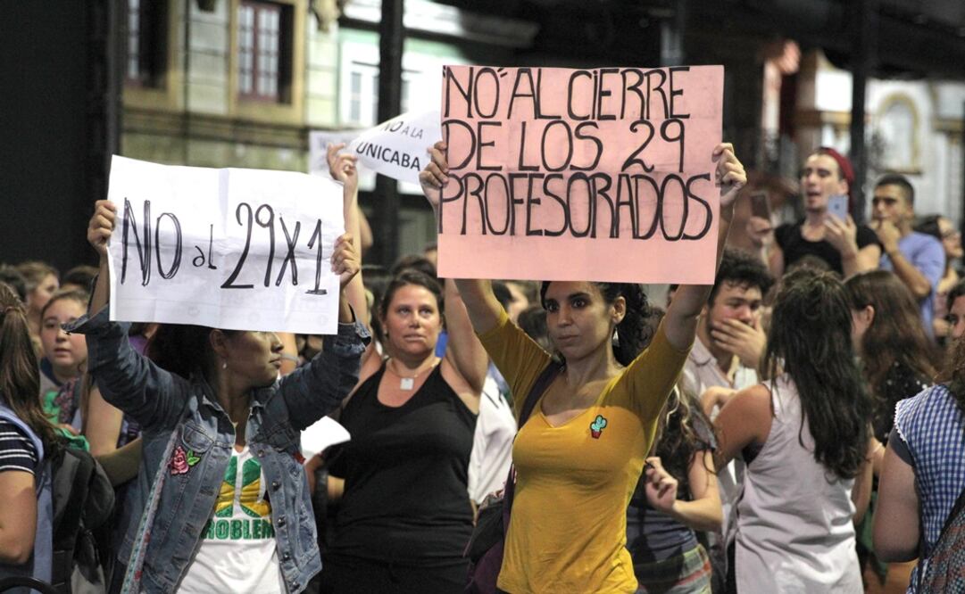 En la ceremonia inaugural se presentaron los premios Nobel Mario Vargas Llosa y J. M. Coetzee. Foto: