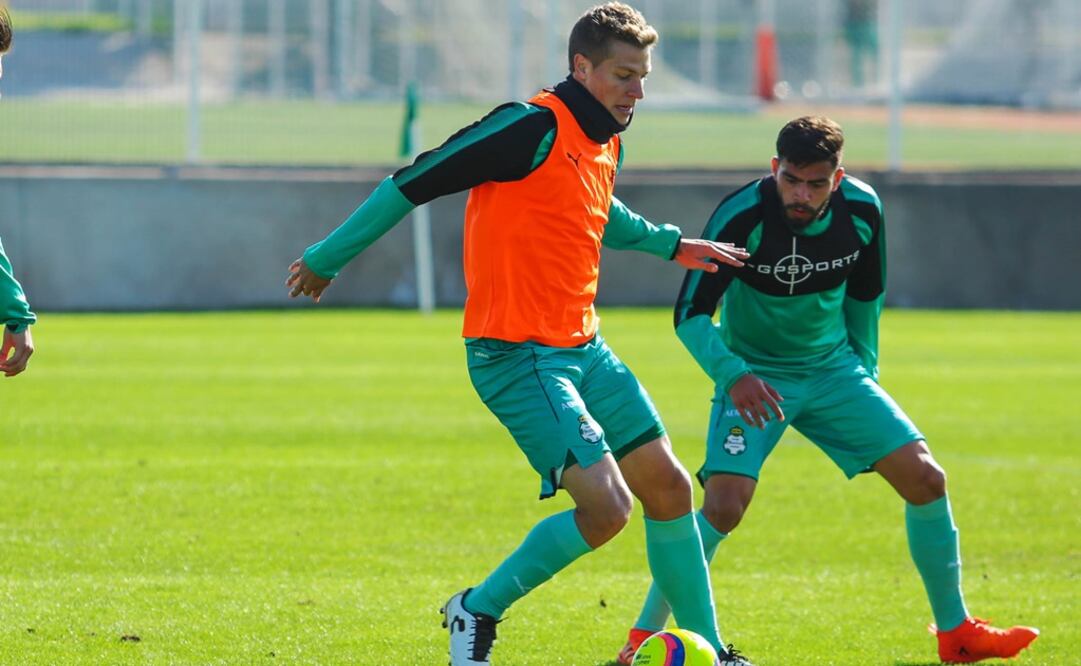 Imago7. Santos entrena a tope para recibir a Lobos BUAP