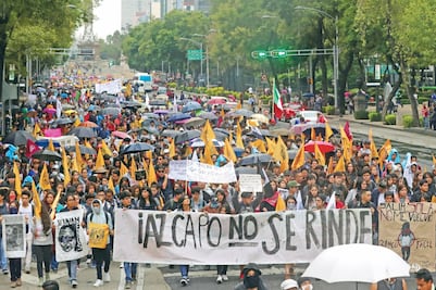 En marcha de estudiantes, el peso de los reclamos venció al silencio