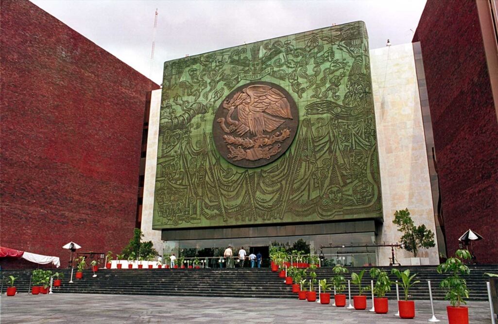 Suman ocho los legisladores que han decidido brincar a otra fracción en lo que va de la 63 Legislatura de la Cámara de Diputados. Foto: Archivo/EL UNIVERSAL