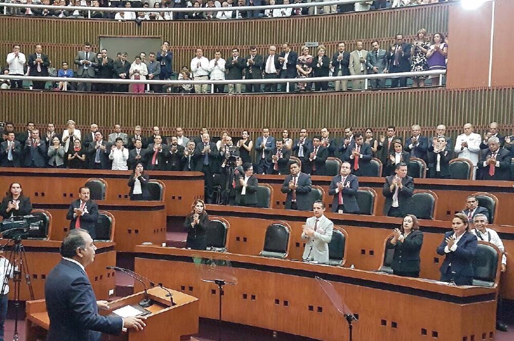 Al presentar su Segundo Informe de Gobierno, Héctor Astudillo llamó a los Poderes del estado a establecer un pacto para enfrentar la criminalidad. (ESPECIAL)