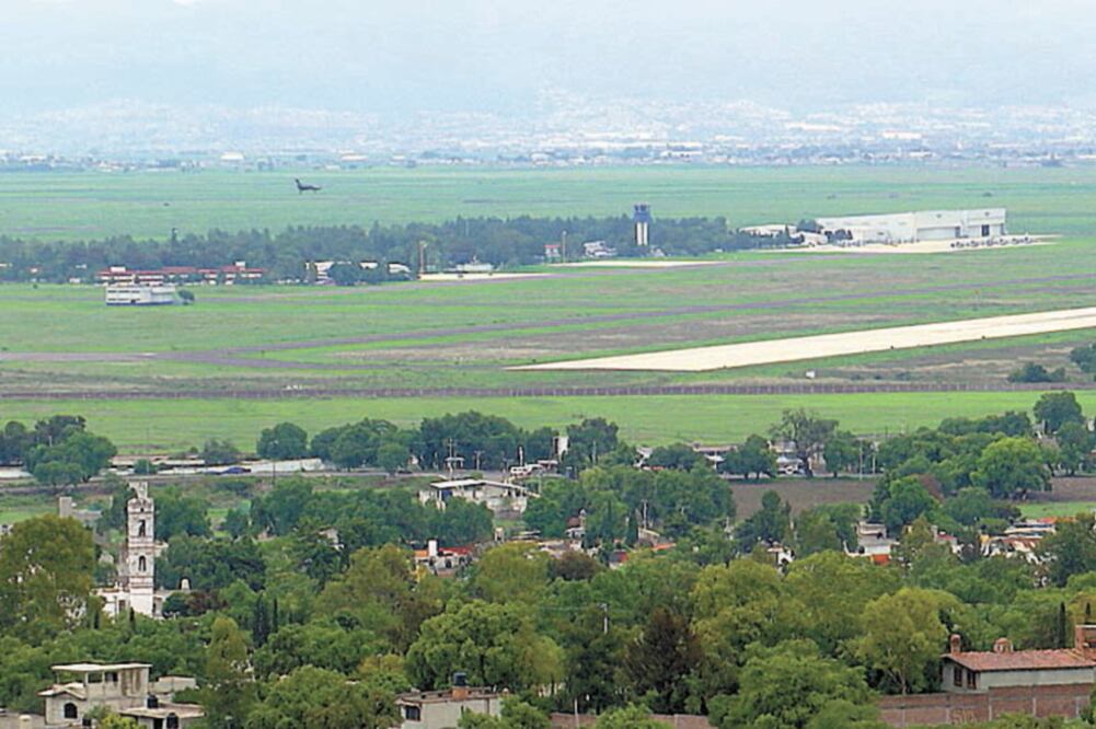 Sedena sabía sobre la presencia de comunidades indígenas en Santa Lucía, por lo que tenía que consultarles sobre las obras, consideran inconformes. Foto/Archivo El Universal