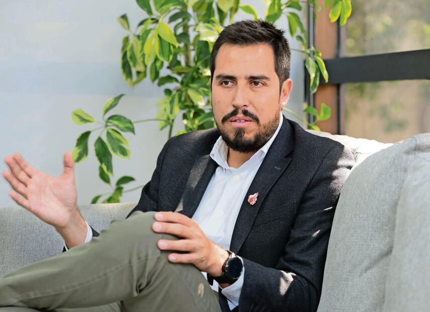 En entrevista con EL UNIVERSAL, el titular de la Comisión de Búsqueda de Personas Desaparecidas capitalina, Luis Gómez Negrete indicó que el polígono que fue intervenido del 11 al 24 de agosto quedó descartado. Foto: Fernanda Rojas / EL UNIVERSAL