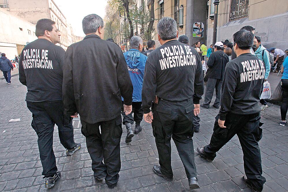 César Zamudio es subdirector de la fiscalía desconcentrada en Venustiano Carranza y miembro del Consejo de Honor y Justicia de la PDI