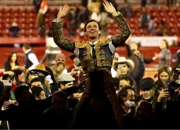 Aguilar en hombros y Arenero en el recuerdo