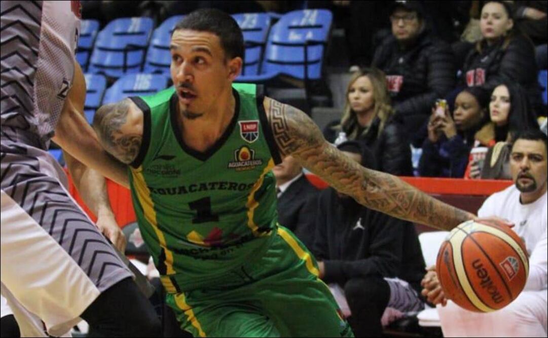 Aguacateros de Michoacán ha llevado fuera de la duela una campaña de acción social. Foto: Especial