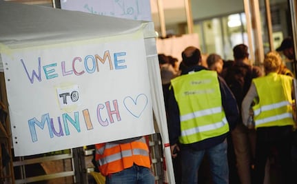 Llega a Alemania el primer tren desde Hungría