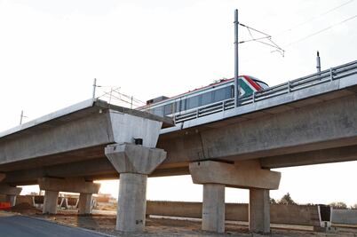 Manifestaciones no paran obra de interurbano: SCT