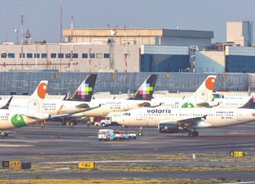 Volar será más caro; aeropuertos elevan TUA