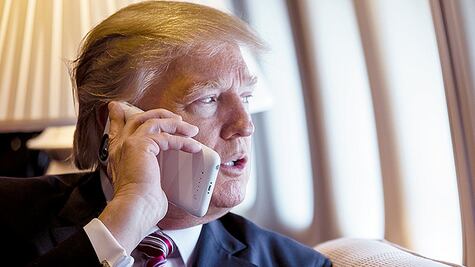 ¿Hackearon el iPhone de Trump? China y Rusia se burlan de la denuncia aparecida en la prensa de EU