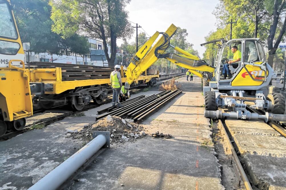La rehabilitación abarcará desde la construcción de un nuevo soporte para vías, que incluirá durmientes y balasto, hasta la sustitución completa de la vía. Fotos: EDUARDO HERNÁNDEZ