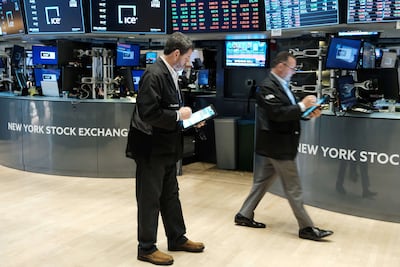 Wall Street abre en rojo y el Dow Jones baja un 0.7%