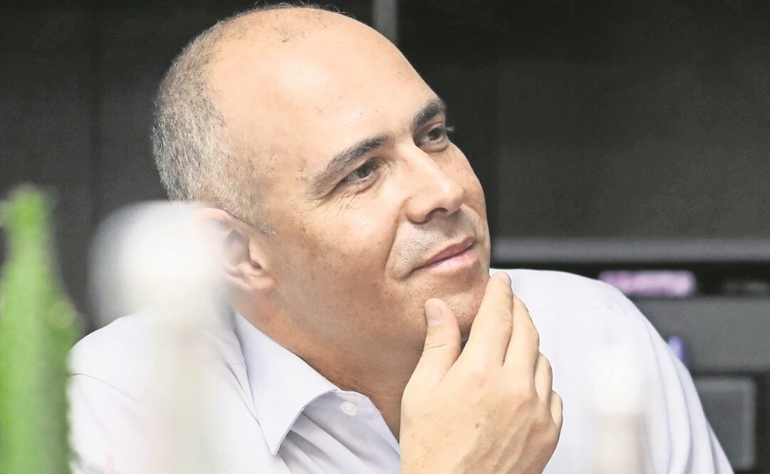 El científico israelí Alon Chen dictó la conferencia “El cerebro y el estrés vistos desde la lente de la ciencia”, el sábado en la FIL de Guadalajara. Foto: ARIEL OJEDA. EL UNIVERSAL