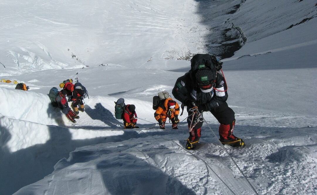 El Monte Everest es el de mayor elevación en el planeta Tierra. Foto: Unsplash
