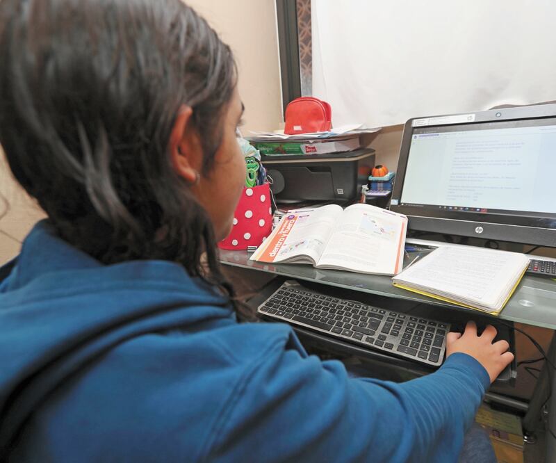 Sólo 44.3% de los hogares en México tienen co mputadora , dijo el PNUD. ARCHIVO EL UNIVERSAL