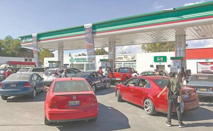 Crece demanda de gasolinas por tercer mes seguido