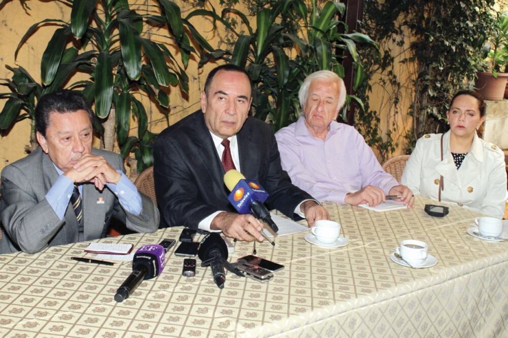 Pobladores inconformes con el proyecto dicen que especialistas deben opinar sobre la viabilidad de la obra y que ésta debe llevarse a cabo sin prisas (CARLOS MEJÍA. EL UNIVERSAL)