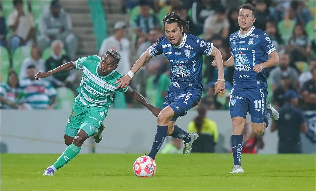 Pachuca cayó en el cierre del Apertura 2025 y enfrentará a Pumas en el Play-In. FOTO: Imago7