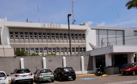 Demócratas se pronuncian por retiro de visas a directivos de La Nación; política exterior se usa “para intereses de Trump”, acusan