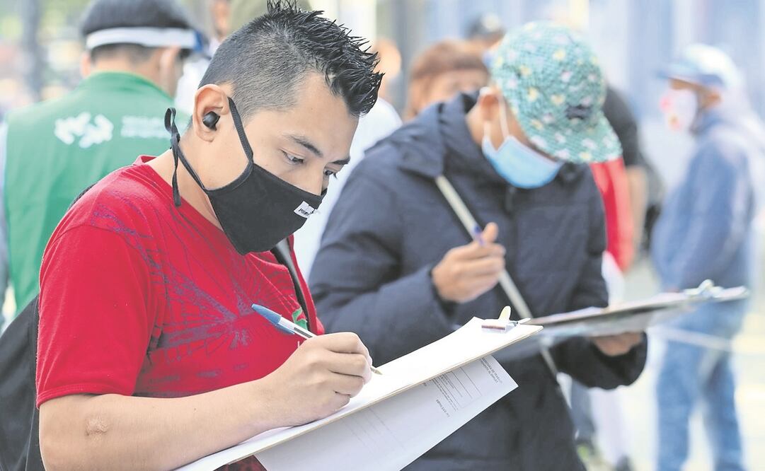 Los desempleados sumaron 2.5 millones al cierre del año pasado, dice Inegi. Foto: ARCHIVO EL UNIVERSAL