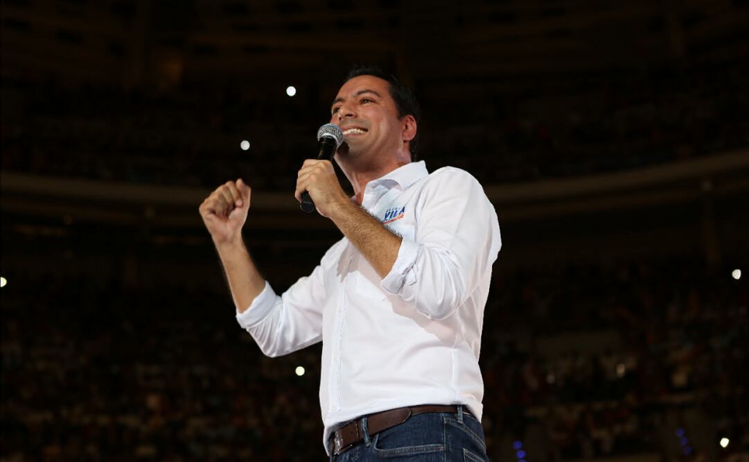 Yucatán Governor Mauricio Vila is a few steps ahead of other governors - Photo: Cuahutemoc Moreno Cabrera/EL UNIVERSAL 