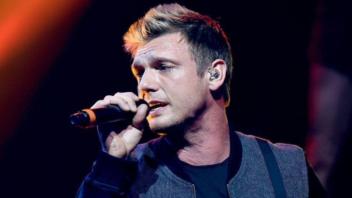 Nick Carter enfrenta una demanda por presunta agresión sexual.