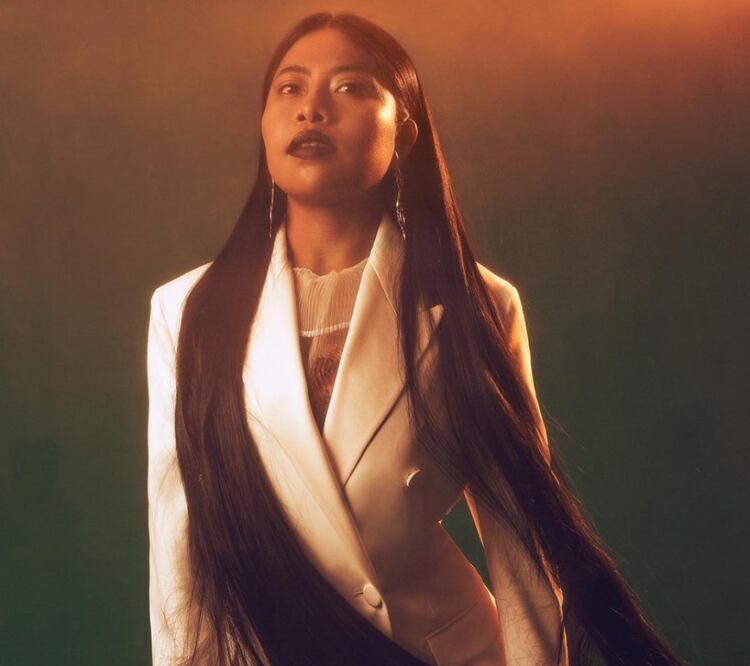 Yalitza Aparicio en portada de BadHombre. Foto: Instagram