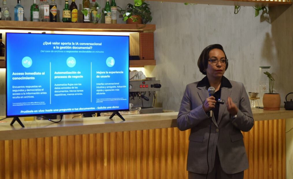 Urdaten presenta wallet conversacional para documentos en México. Imagen: Urdaten