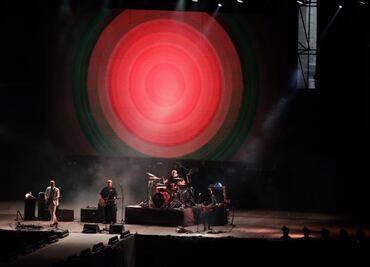 Pixies se reencuentra con su público en el Zócalo