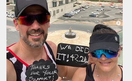 Pareja sudafricana corre maratón en su balcón durante cuarentena por Covid-19