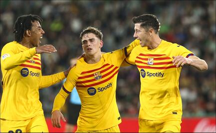 Barcelona cumple ante el Elche y se aleja a 15 puntos del Real Madrid