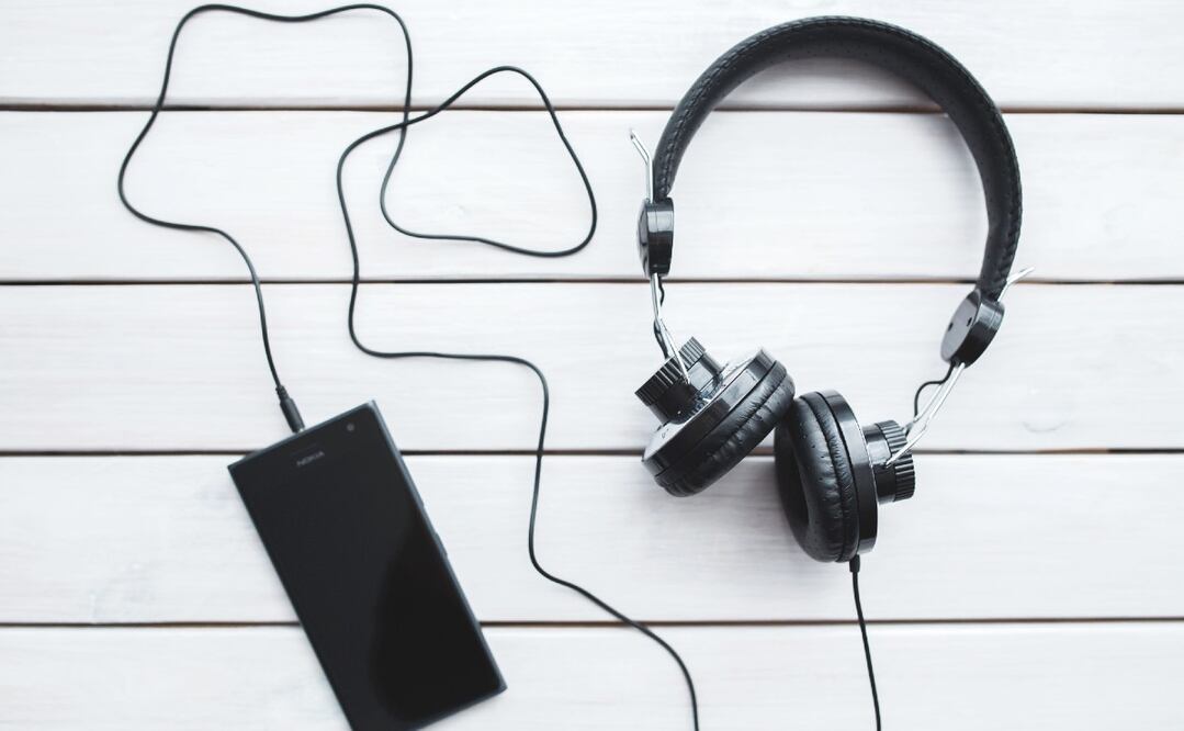 Escucha los mejores podcasts de moda. Foto: Pexels 