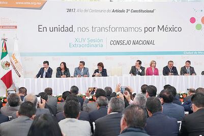 SNTE someterá a examen educación con miras a 2018