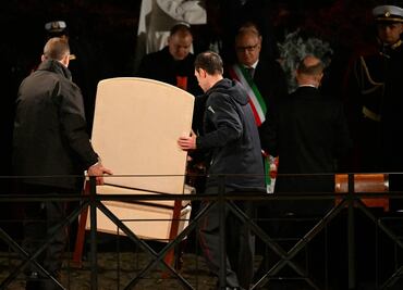 Papa Francisco no encabeza Viacrucis de Semana Santa para cuidar su salud: Santa Sede