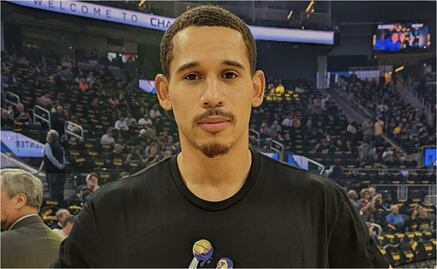 Juan Toscano es el primer mexicano en una serie decisiva de la NBA