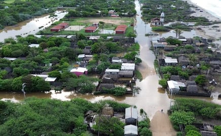 Se desborda río Tehuantepec en Oaxaca tras paso de "Erick"; reportan 135 viviendas afectadas