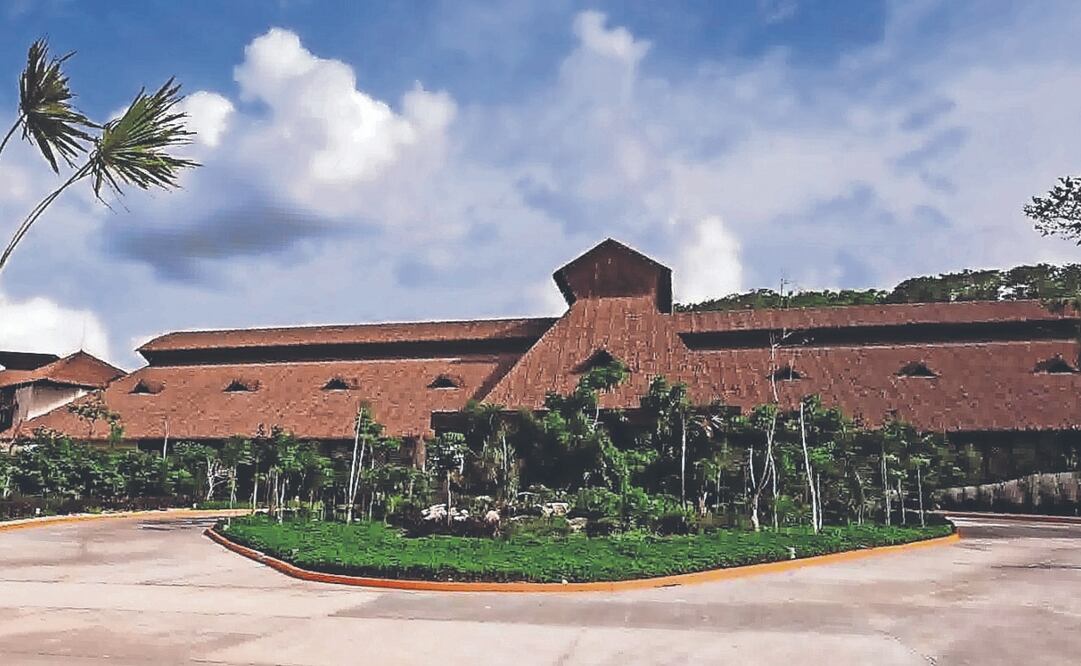 El Hotel Mundo Maya Tulum requiere la intervención inmediata de personal capacitado para contener y erradicar plagas comunes en la región, de acuerdo con la Sedena. Foto: de Gabriel Pano. El Universal