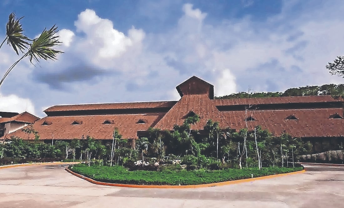 El Hotel Mundo Maya Tulum requiere la intervención inmediata de personal capacitado para contener y erradicar plagas comunes en la región, de acuerdo con la Sedena. Foto: de Gabriel Pano. El Universal