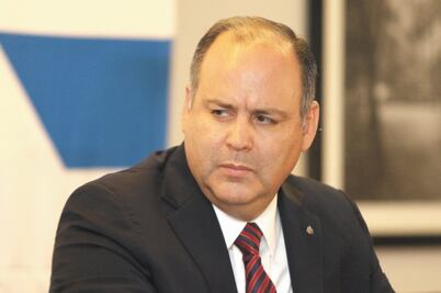 El adiós de Gustavo de Hoyos