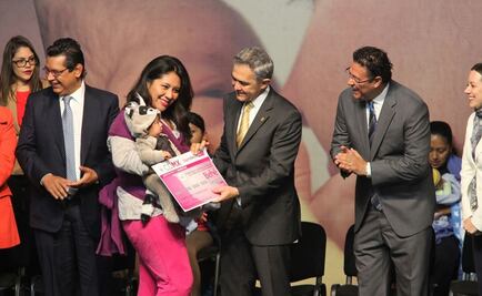 Mancera presenta programa "Bebé seguro"