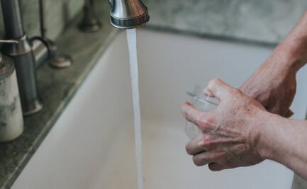 Cómo lavar los vasos de vidrio para que no huelan a huevo