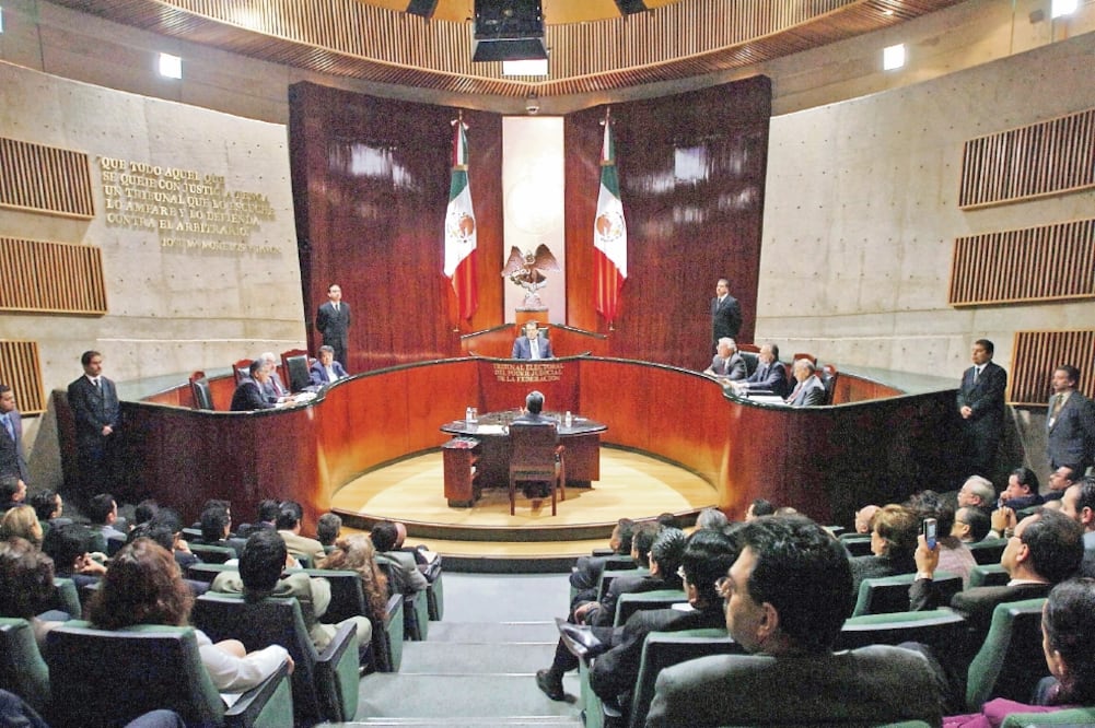 En la sentencia se ordenó a los magistrados considerar el número de ciudadanos involucrados en la propagación de mensajes difundidos en la veda electoral de 2015 (ARCHIVO EL UNIVERSAL)