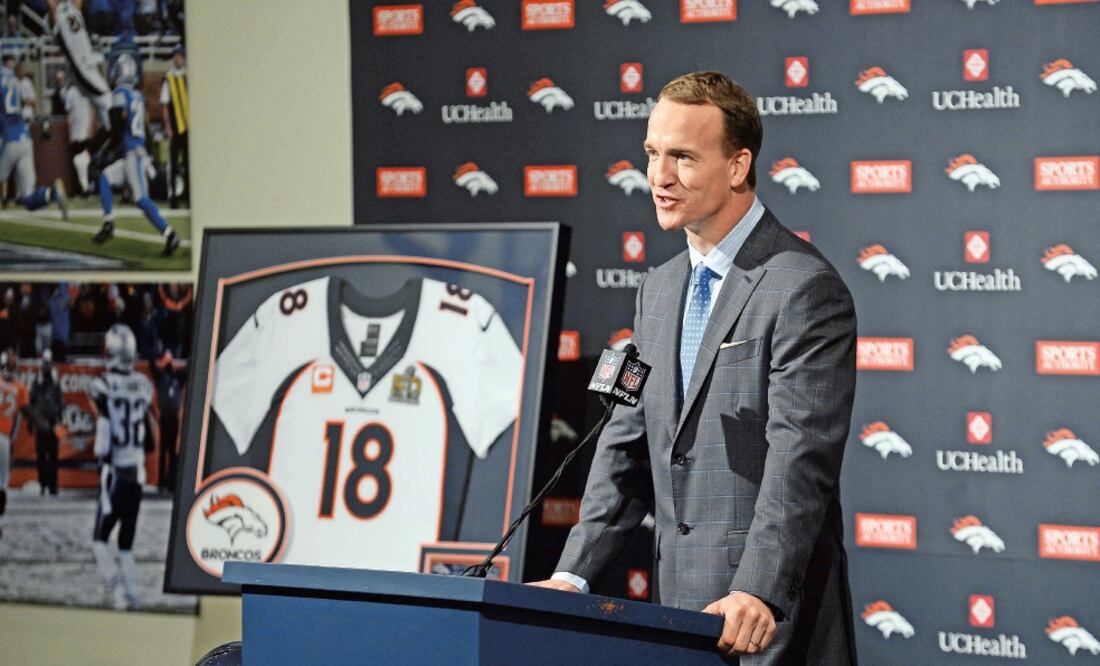 Peyton Manning agradeció a quienes lo apoyaron en su carrera (RON CHENOY. USA TODAY SPORTS)