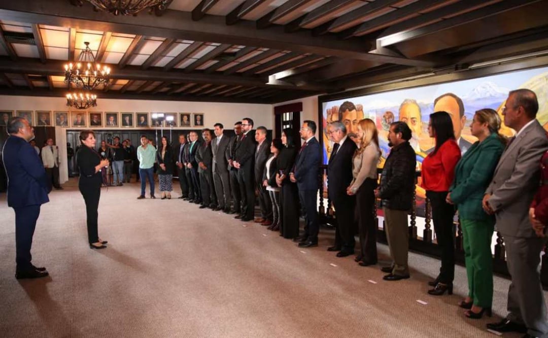 Delfina Gómez, toma de protesta de funcionarios. Foto: Especial