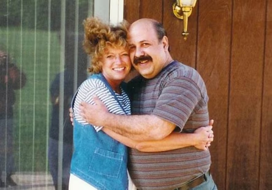 Karen Juday junto a Richard Pecorella. FOTO: ESPECIAL
