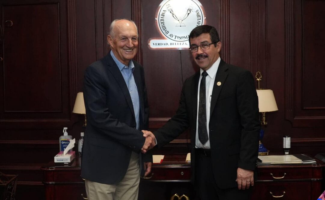 FOTO: Rector de la UAT presenta a Héctor Eugui como DT de Correcaminos - ESPECIAL