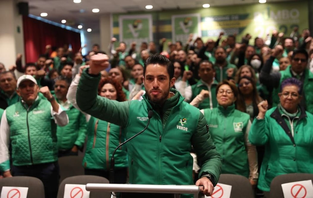 El dirigente del PVEM en el Estado de México, José Couttolenc anunció que irá en alianza con Morena. FOTOS: Jorge Alvarado/ EL UNIVERSAL/